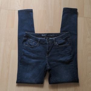Mossimo Mid-Rise Skinny 6L